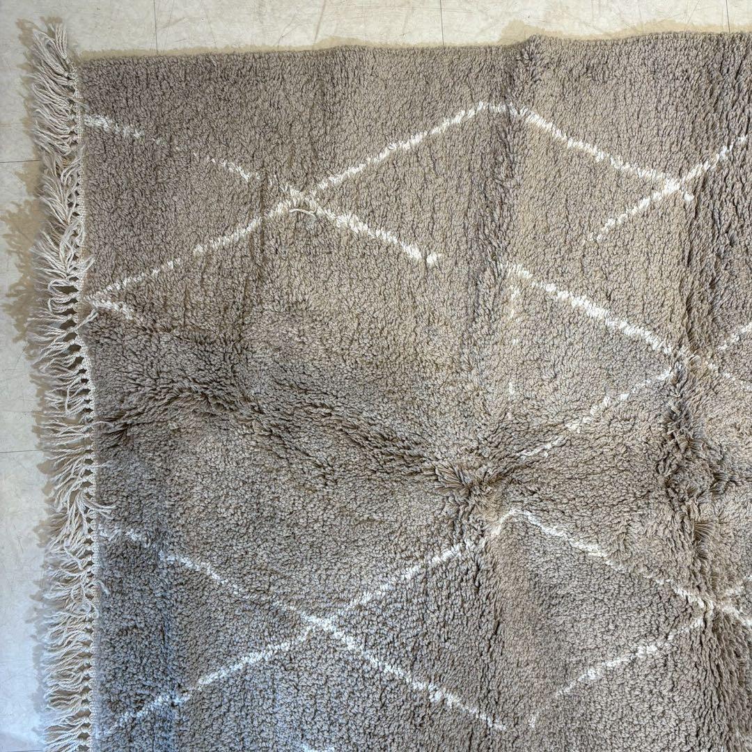 リセノ　ベルギー産 ウィルトン織り ラグマット（135×190cm）　コンティ