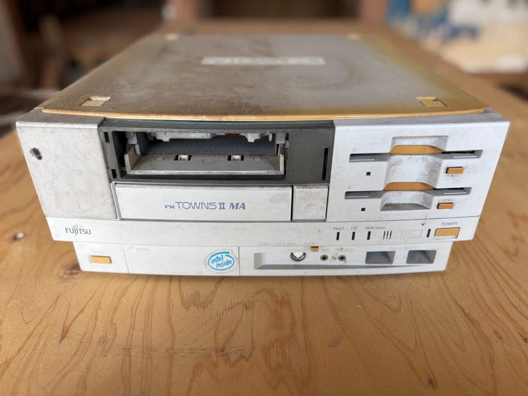 Fujitsu TOWNS II MA デスクトップPC
