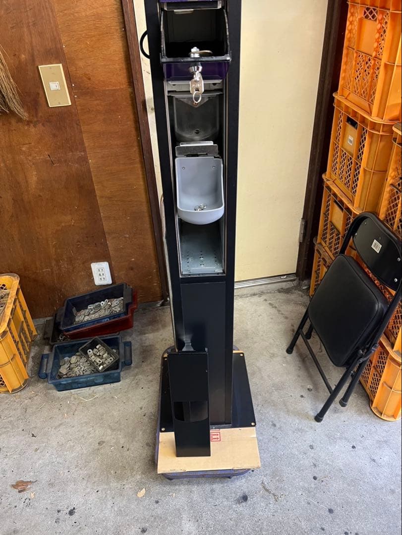 両替機　中古架台付　1000円→100円×10枚　令和6年新札対応　送料込