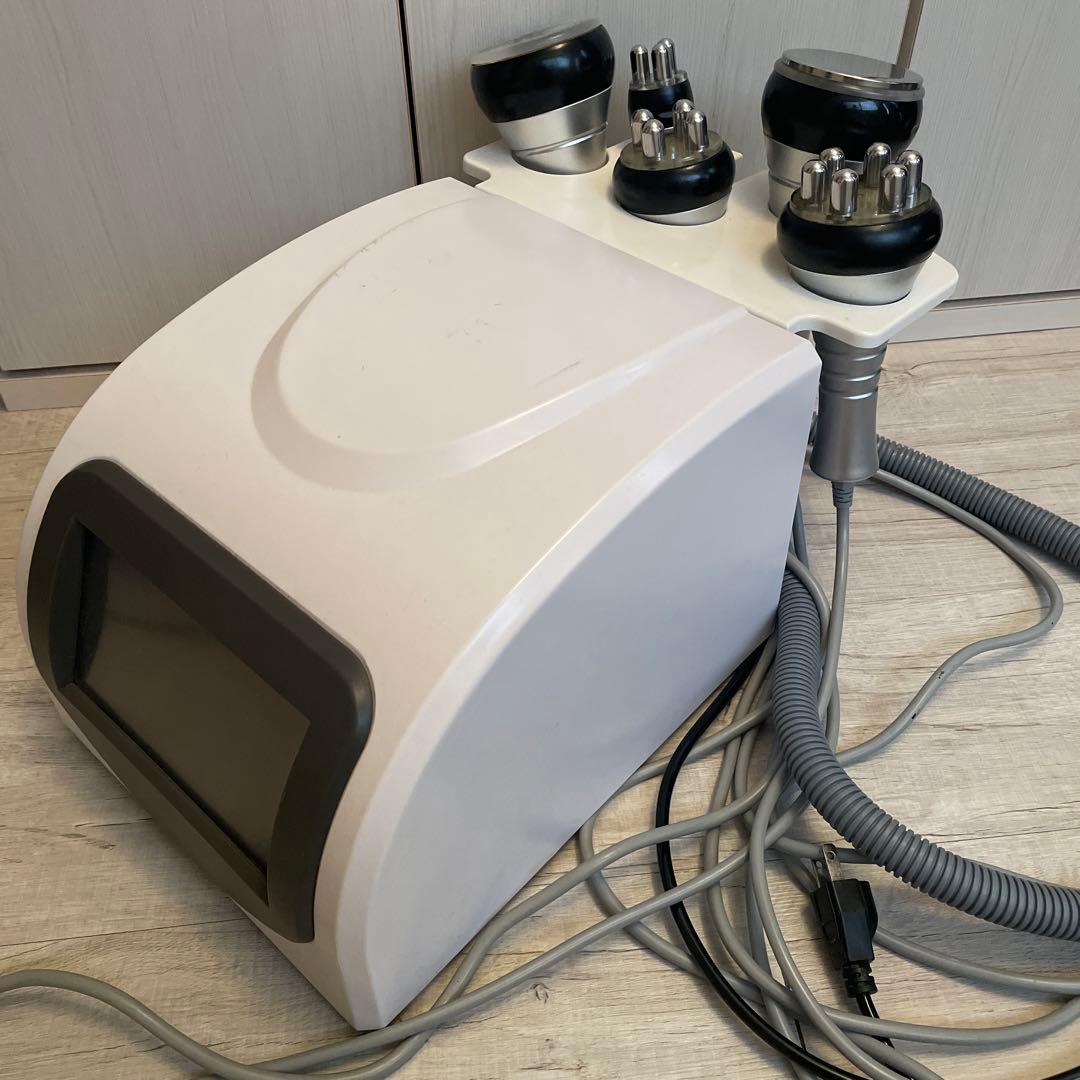 エステラジオ派・キャビテーション＋吸引(クリーム付き)