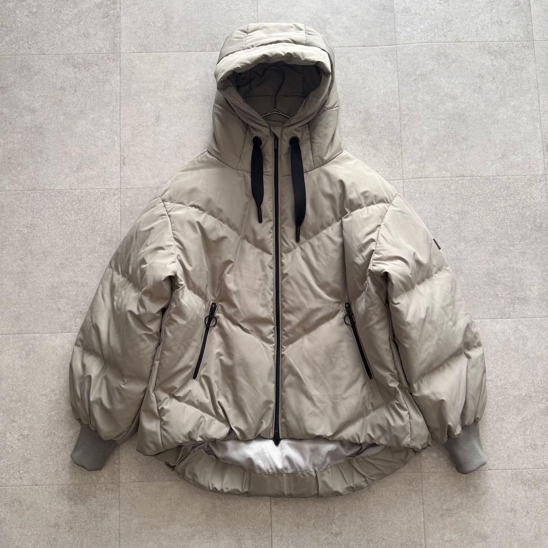 アヤン　ダウンジャケット　コクーン　38　フード　ショート丈　定番　ライトグレー