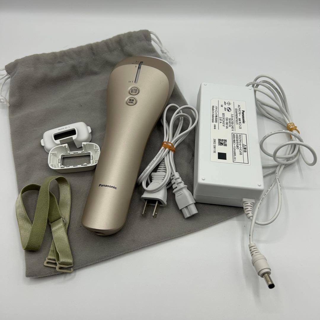 [美品] Panasonic ES-WP98 GOLD 光脱毛器