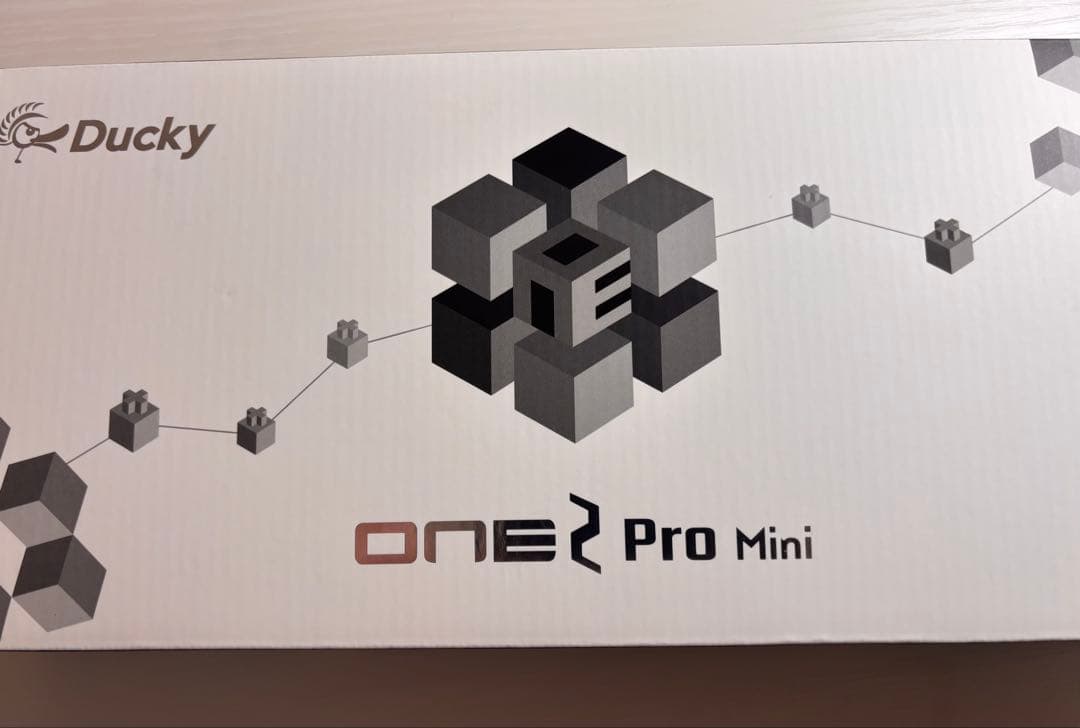 Ducky One 2 Pro Mini ホワイト　銀軸