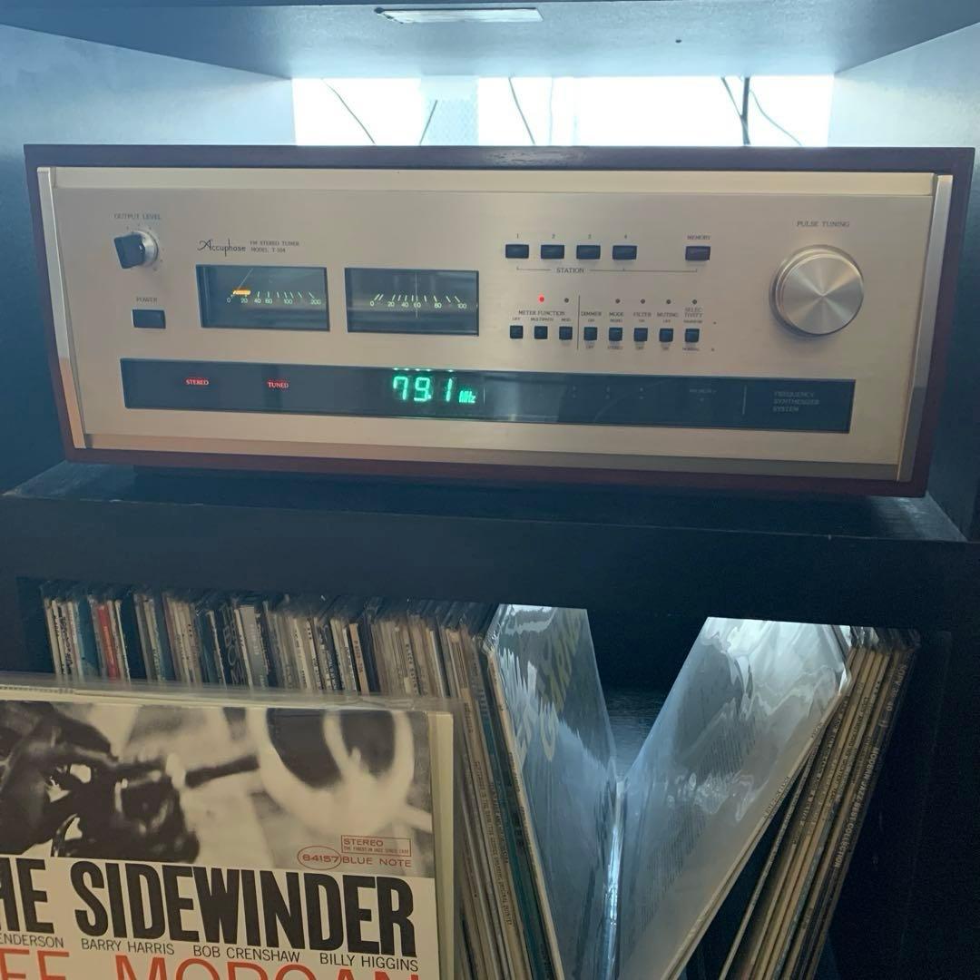 Accuphase T-104FMチューナー