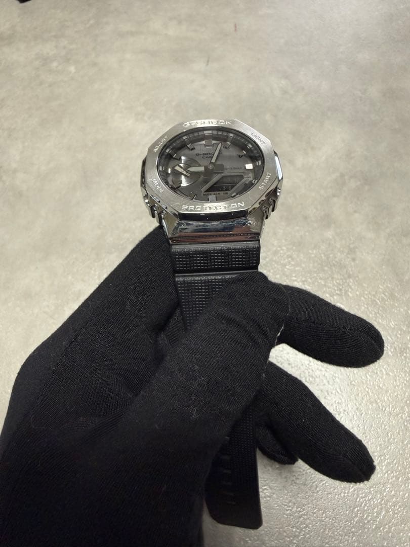 G-SHOCK GM-2100時計 ブラック、メタル