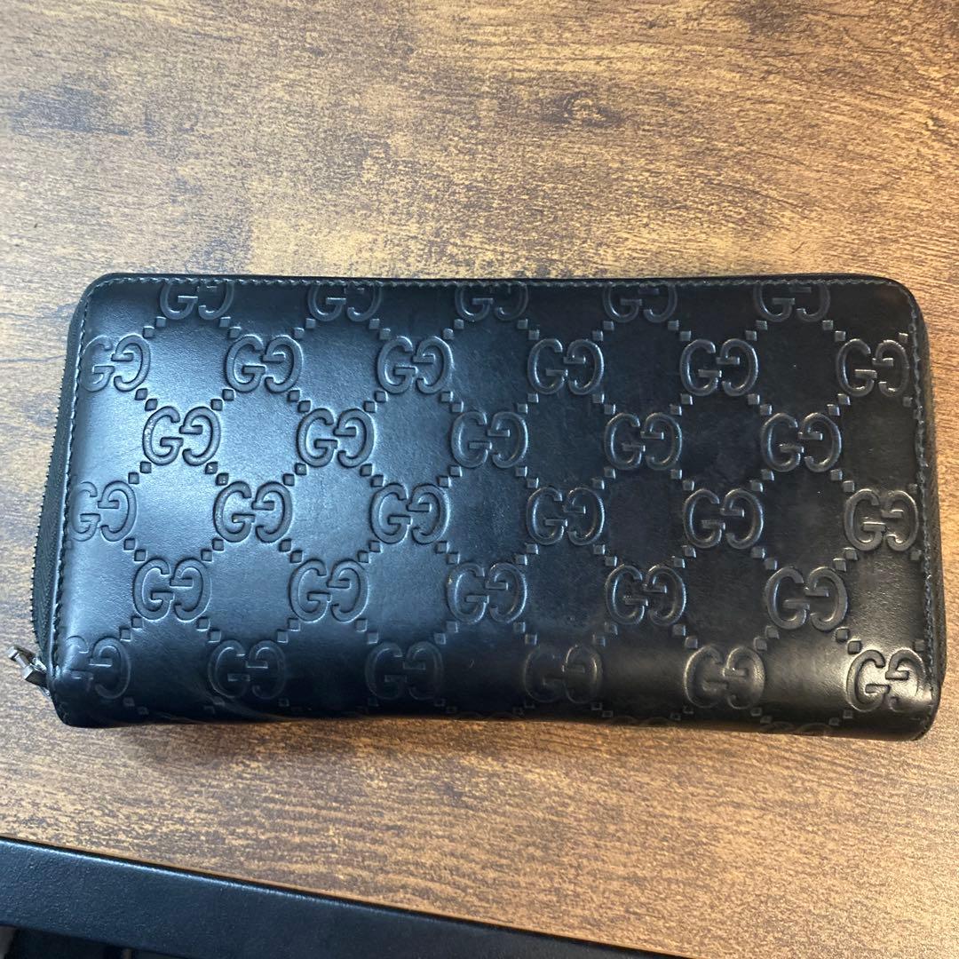 GUCCI ブラック レザー ラウンドファスナージップ長財布