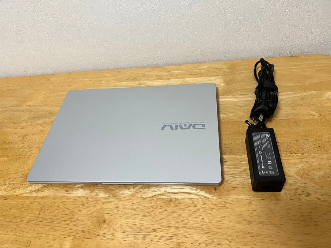 極美品/メモリ32GB/1TB DAIV 4P 超軽量985g クリエイターPC