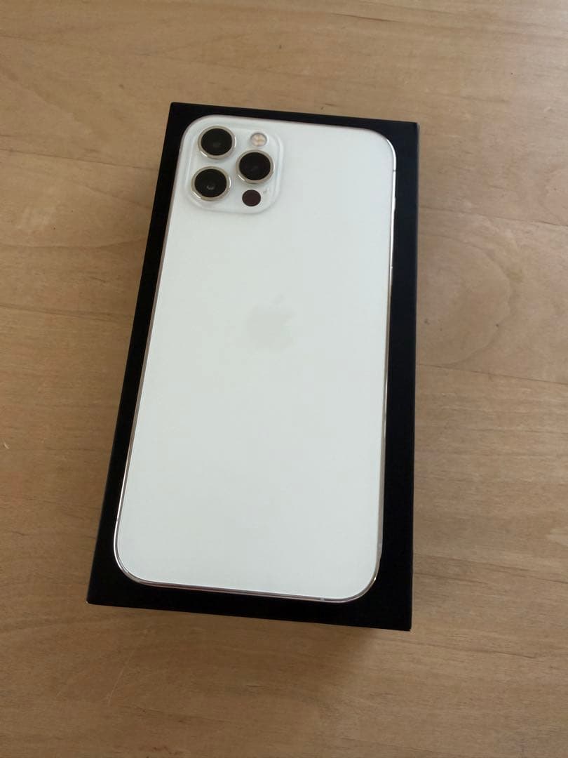 Apple iPhone 12 Pro ホワイト 本体