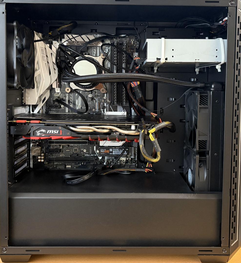 【セール】自作水冷PC Corei7-7700K GTX1080 メモリ32GB