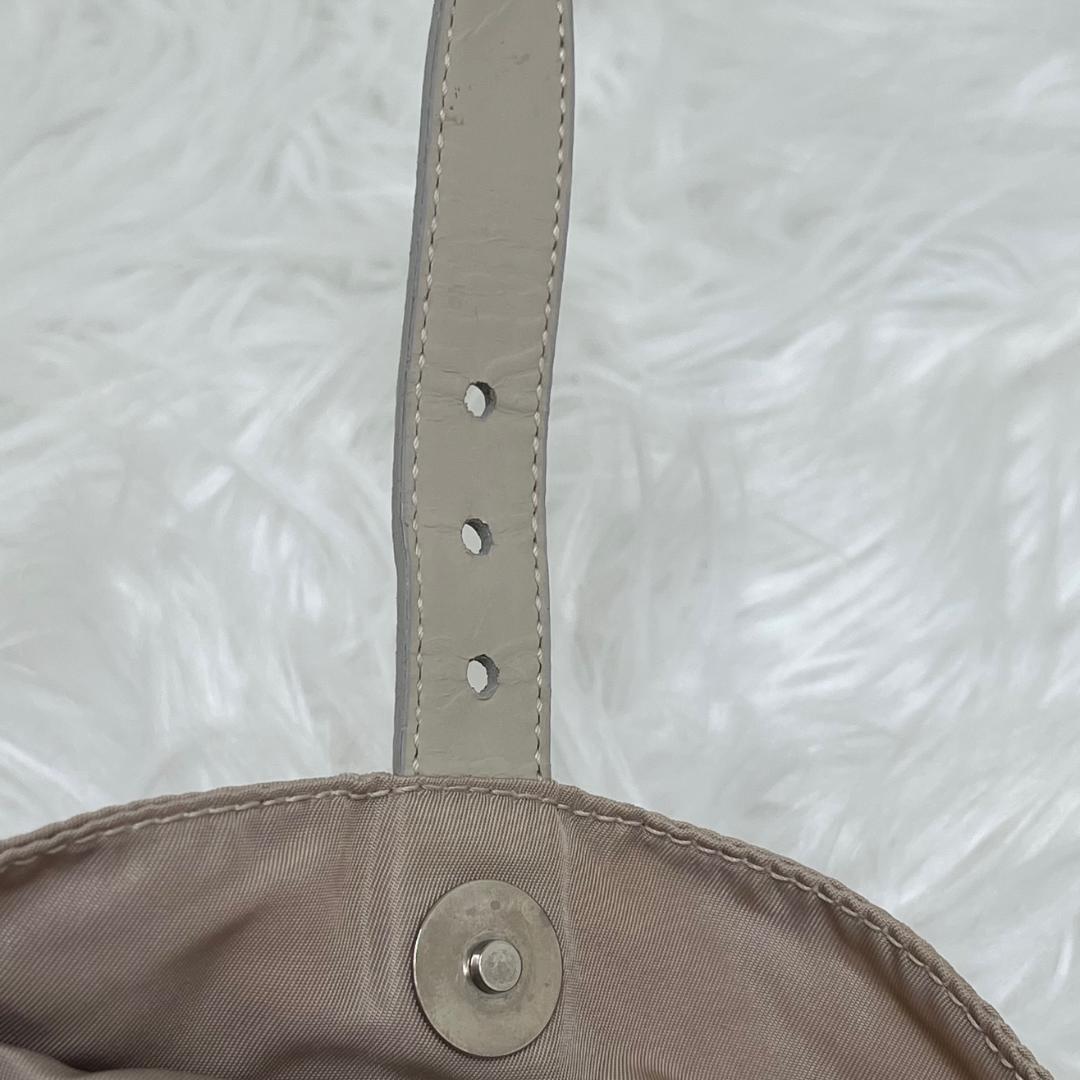 プラダ　PRADA リュック バックパック 三角ロゴプレート 白タグあり