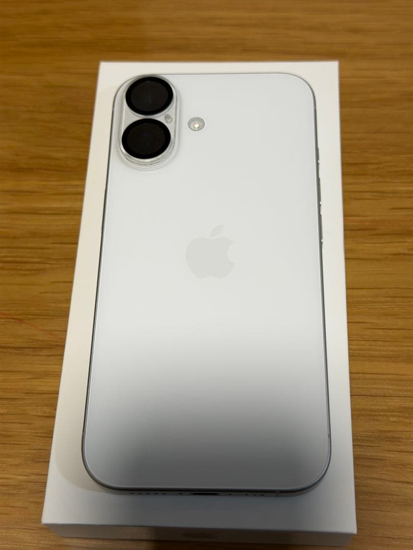 【超美品】iPhone16ホワイト 本体 SIMフリー