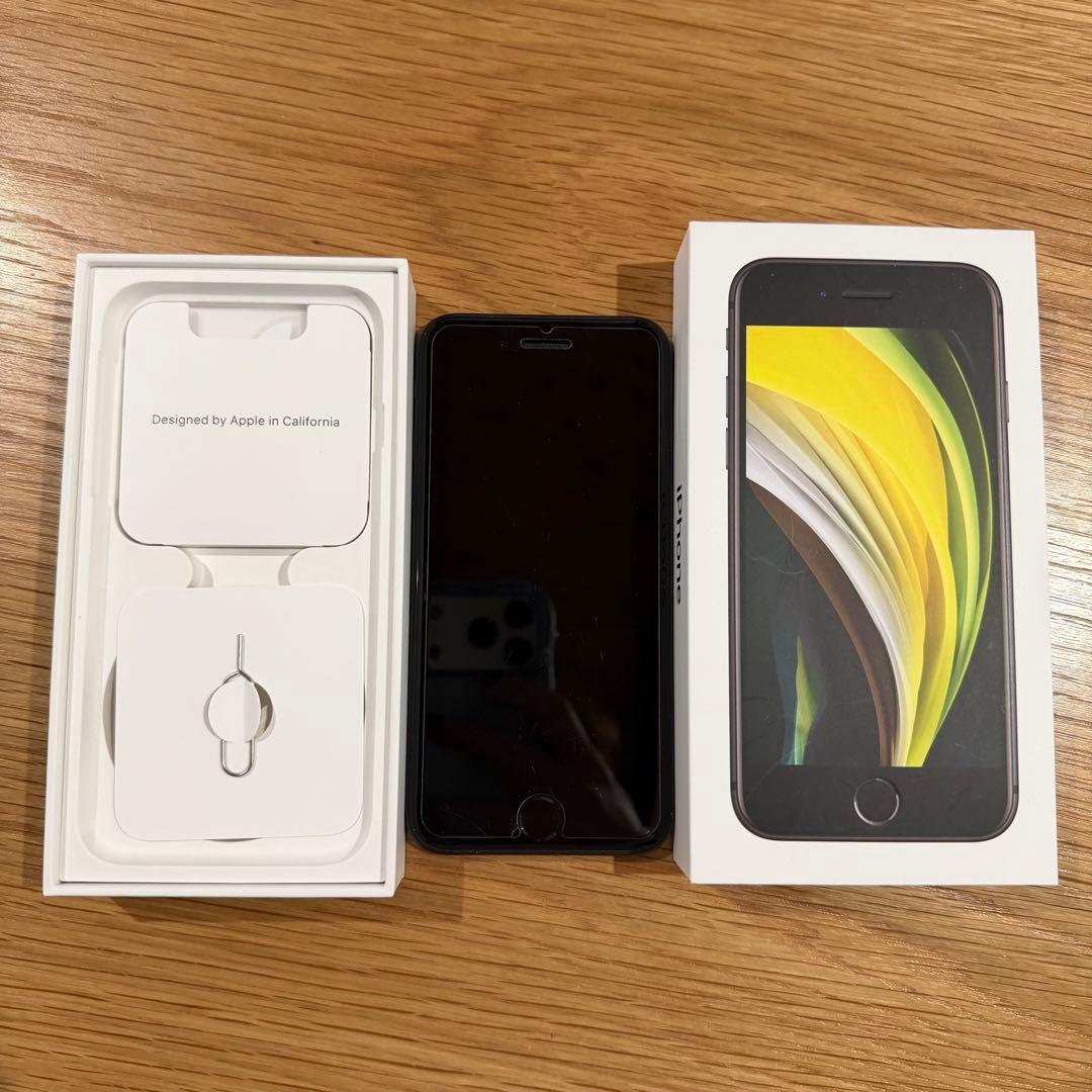 タ*ク様 simフリー　iPhoneSE 第二世代　64gb 本体　ブラック