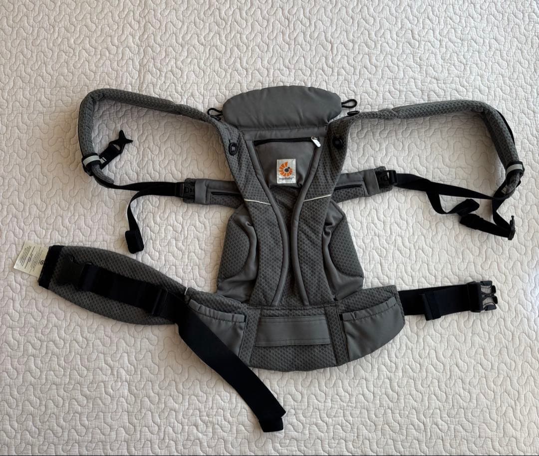 ergobaby エルゴ オムニ ブリーズ　抱っこ紐 グラファイトグレー
