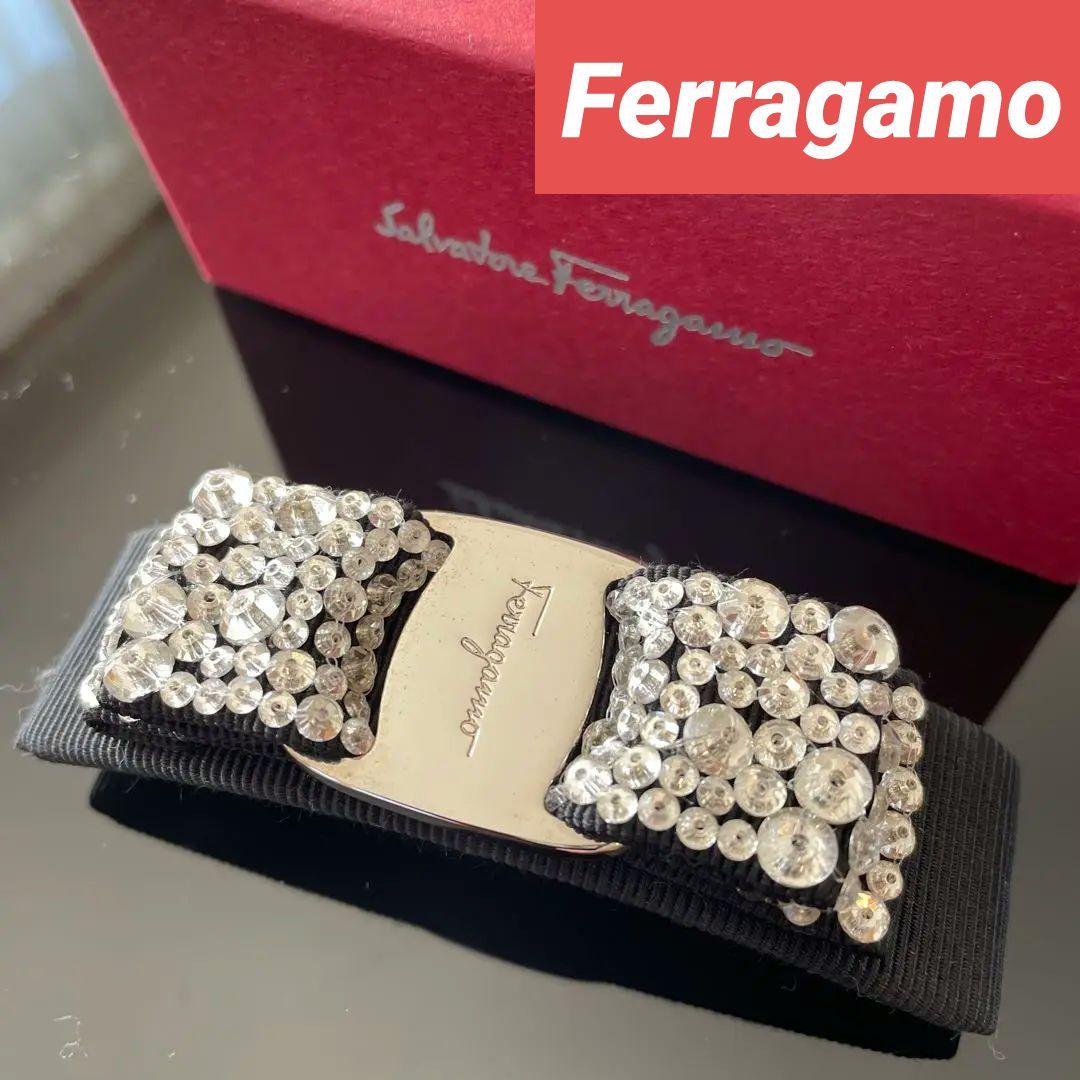 Ferragamo barretteフェラガモバレッタ ヴァララインストーン