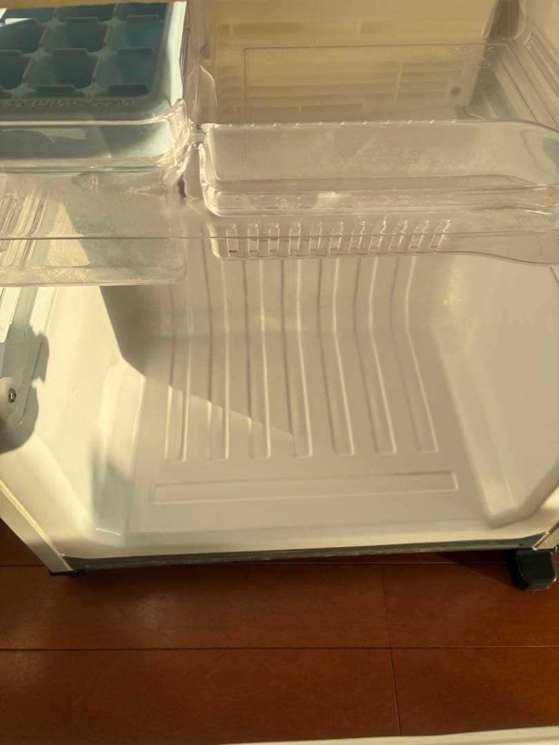 三菱　MITSUBISHI ノンフロン冷凍冷蔵庫MR-P15D-S