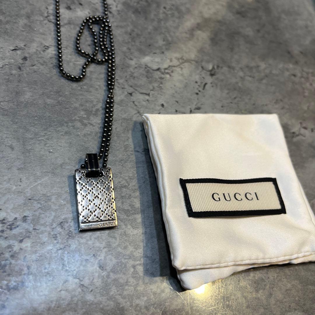 GUCCI プレートネックレス