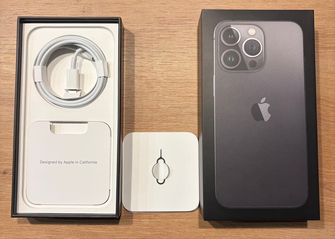 【美品】iPhone 13 Pro (グラファイト / SIMフリー)