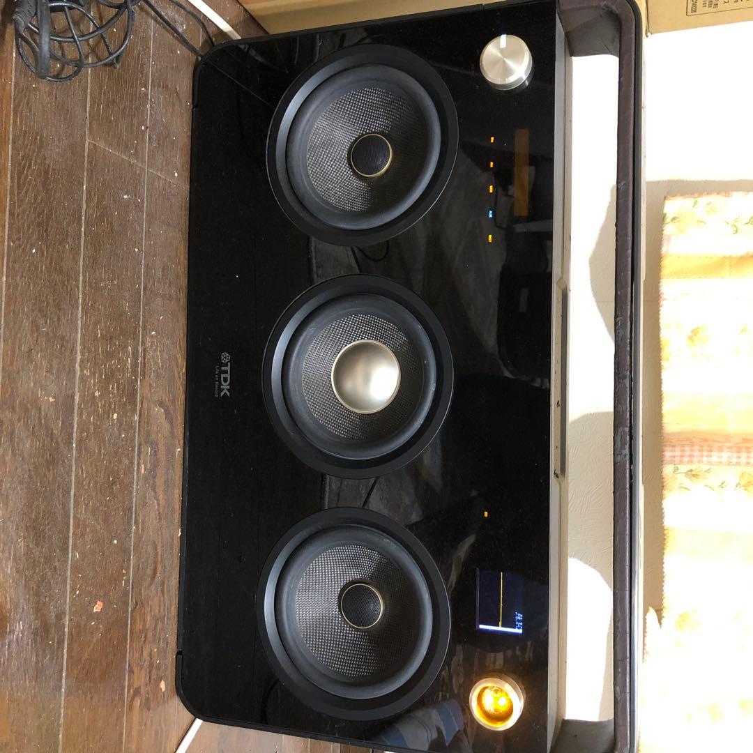 ブラック スピーカー 3つ搭載 USB対応