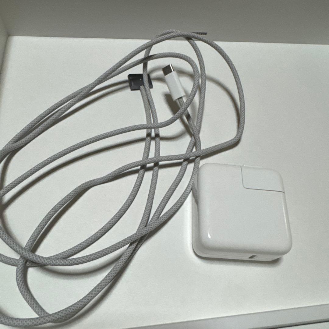 け*ん様 MacBook Air M2 (2022)スペースグレイ8GB