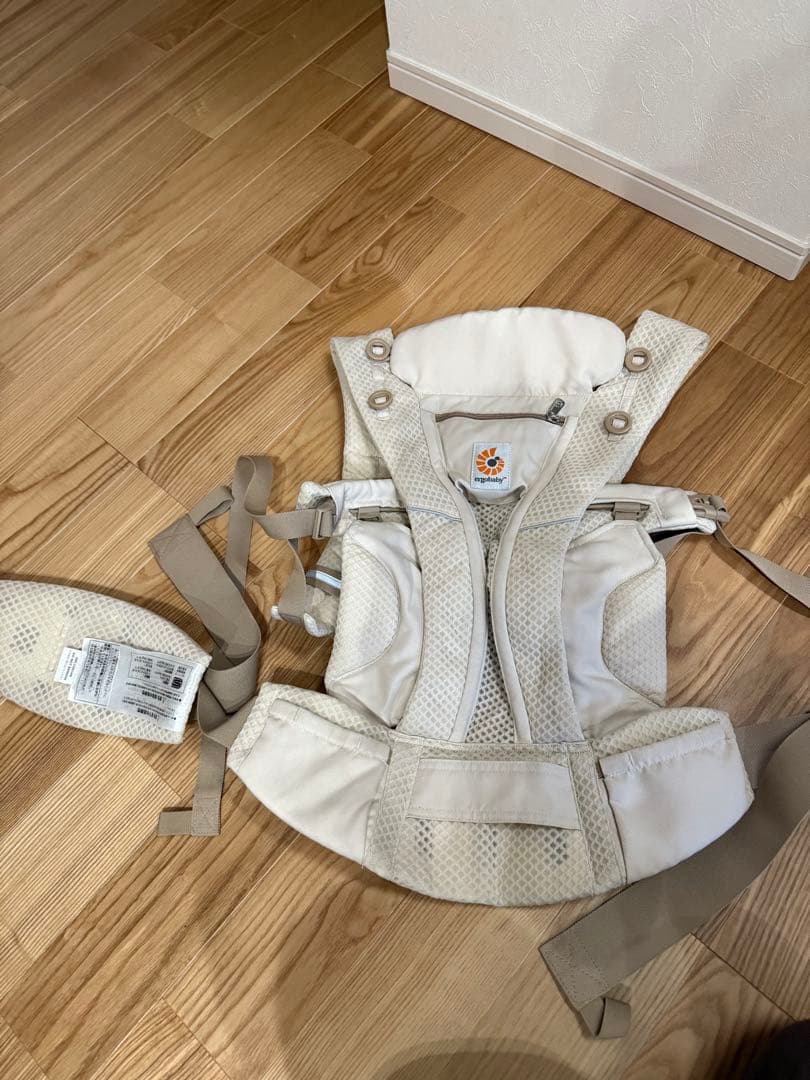エルゴ　ホワイト メッシュ 抱っこ紐