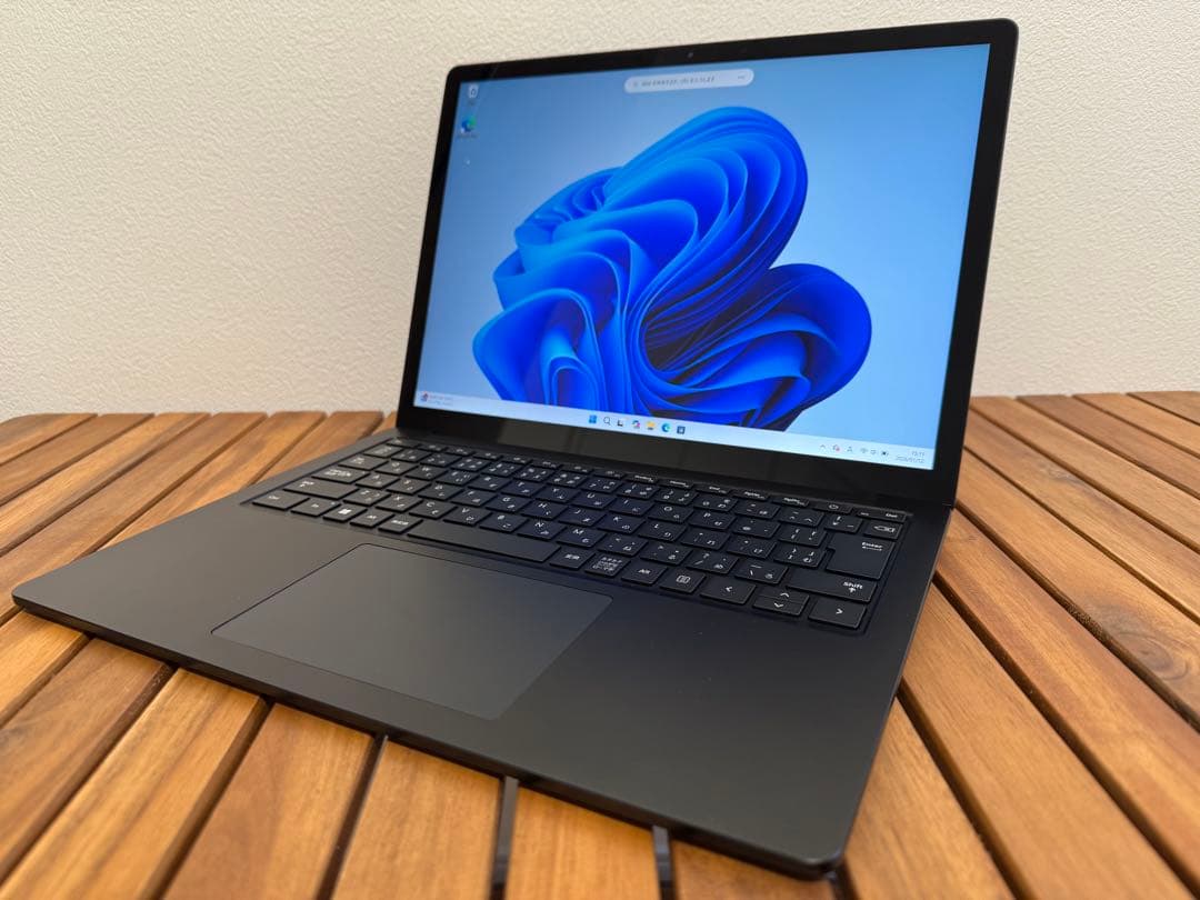 Surface Laptop 5 13.5 i7 32GB 1TB ブラック