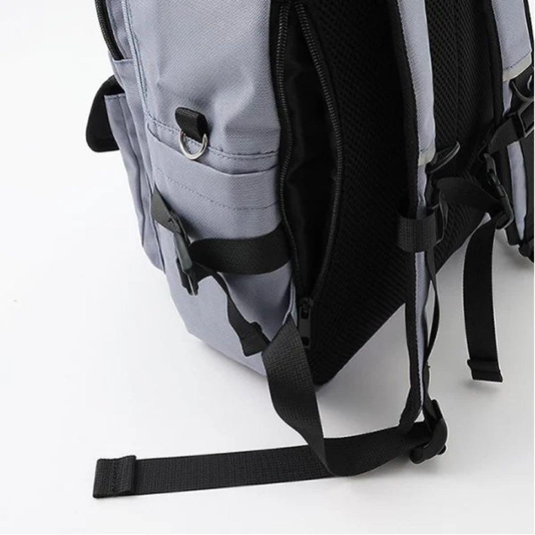 ハートポーチ付きリュック 22L 新品・未使用　ブラック