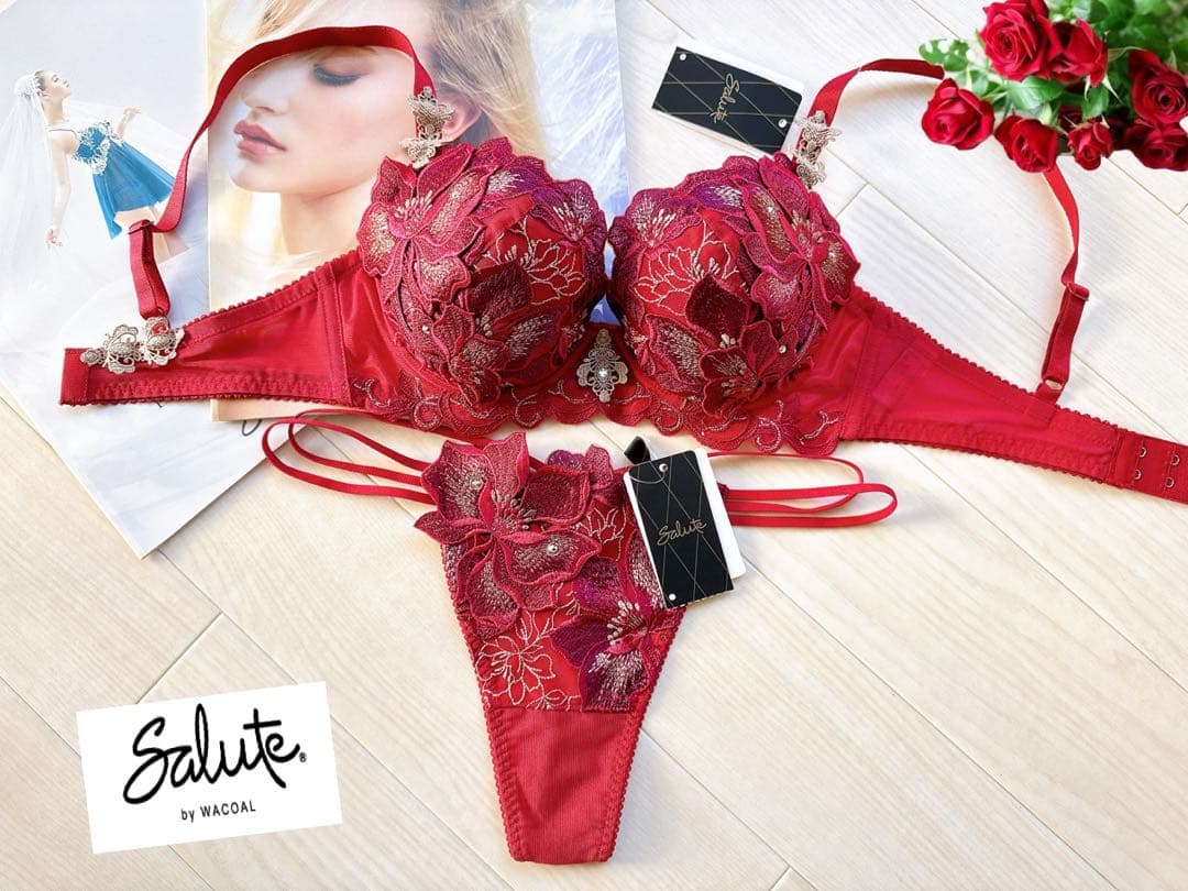 サルート【エミールガレ】E65&ソングM 29 店舗限定