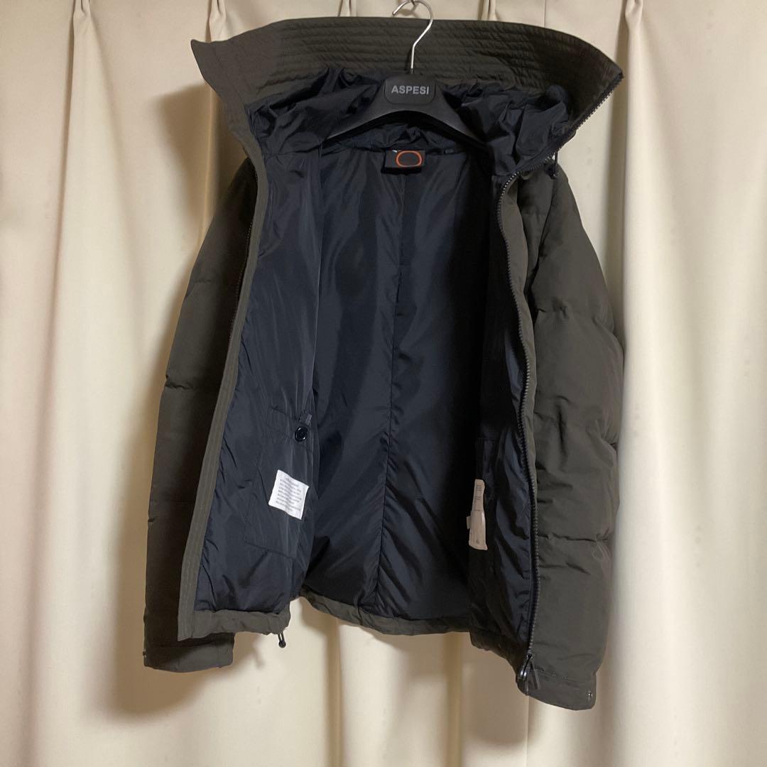 ASPESI フード付きダウンジャケット カーキ　(ダウン90%フェザー10%)