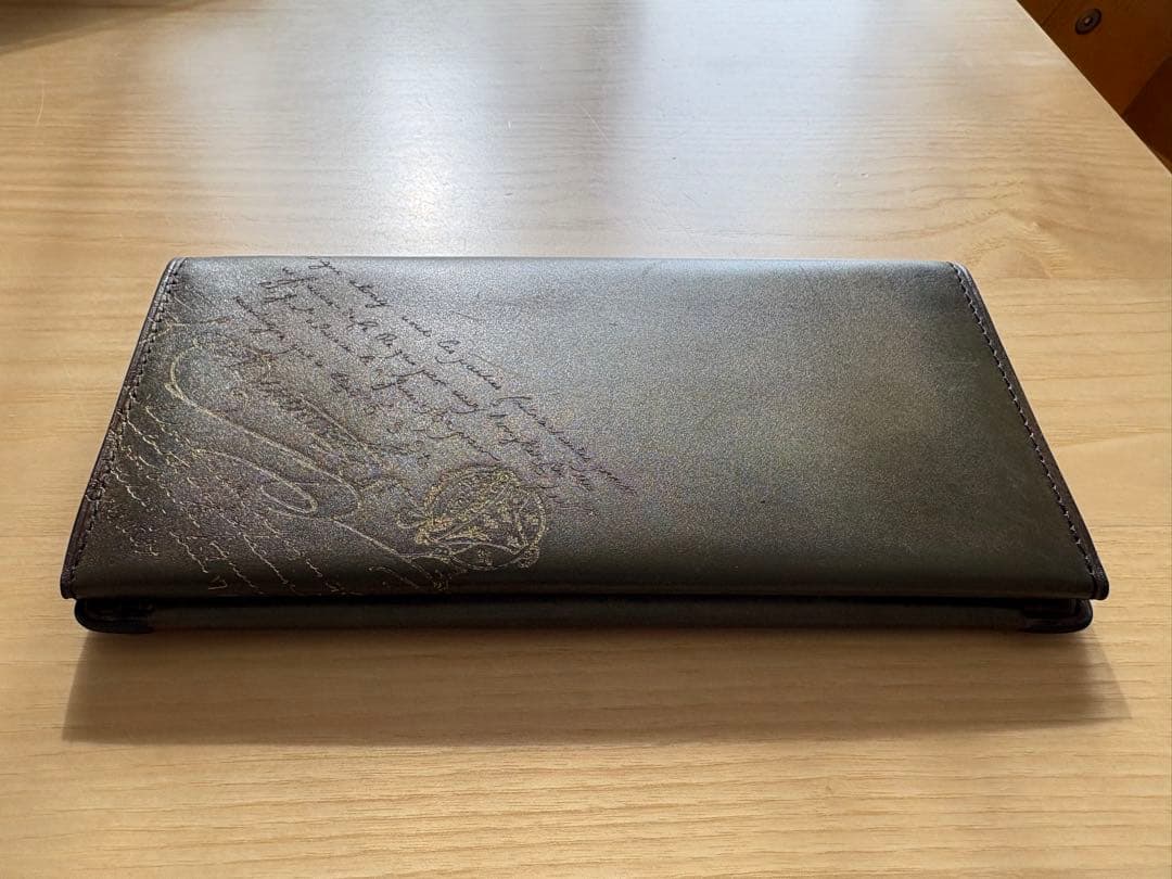 ベルルッティ　長財布 グリーン