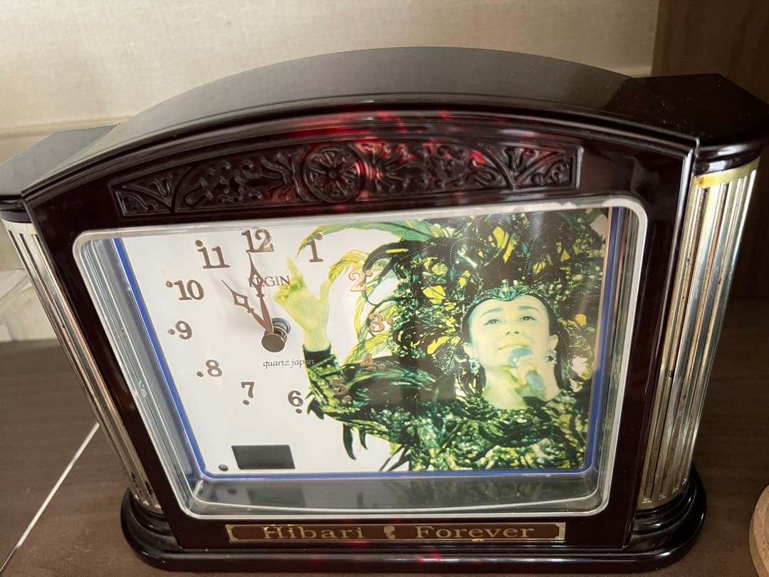 Hibari Forever アナログ時計（美空ひばり）