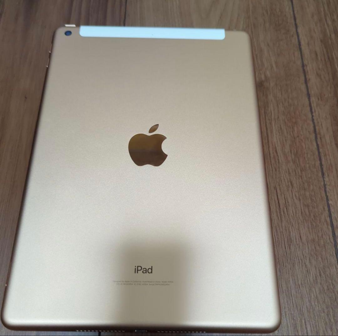 iPad 第6世代 32GB Wi-Fi + Cellular