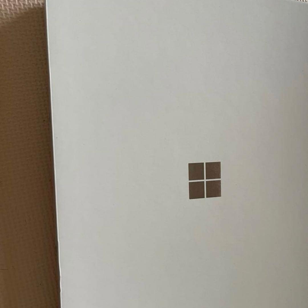 AIサーフェスlaptopの夢　256GBモデル　Snapdragon ヨドバシ