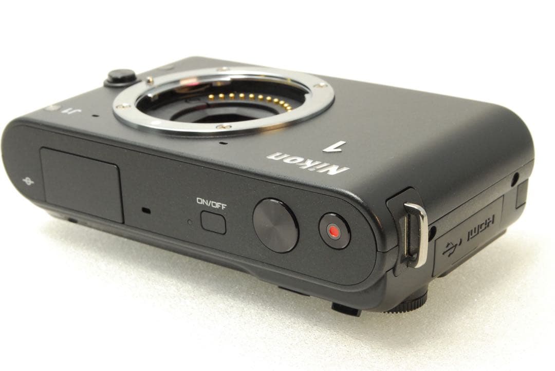 くうちゃん様フォロー割_Nikon 1 J1 ❤️スマホ転送 ミラーレス カメラ