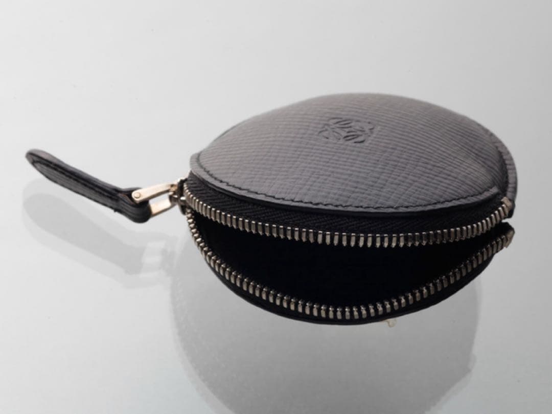 LOEWE ロエべ　ブラック ケース
