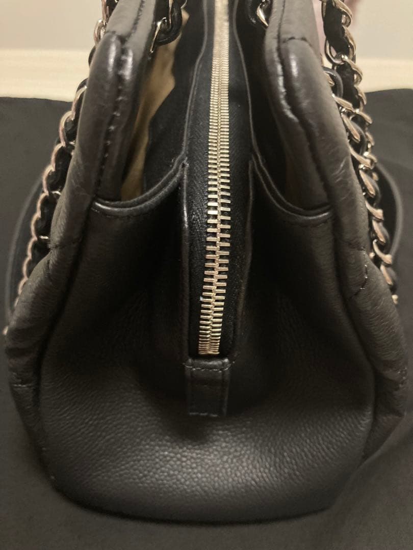 ぐーさん　正規美品　CHANEL マトラッセ　キルティングトートバッグ　黒