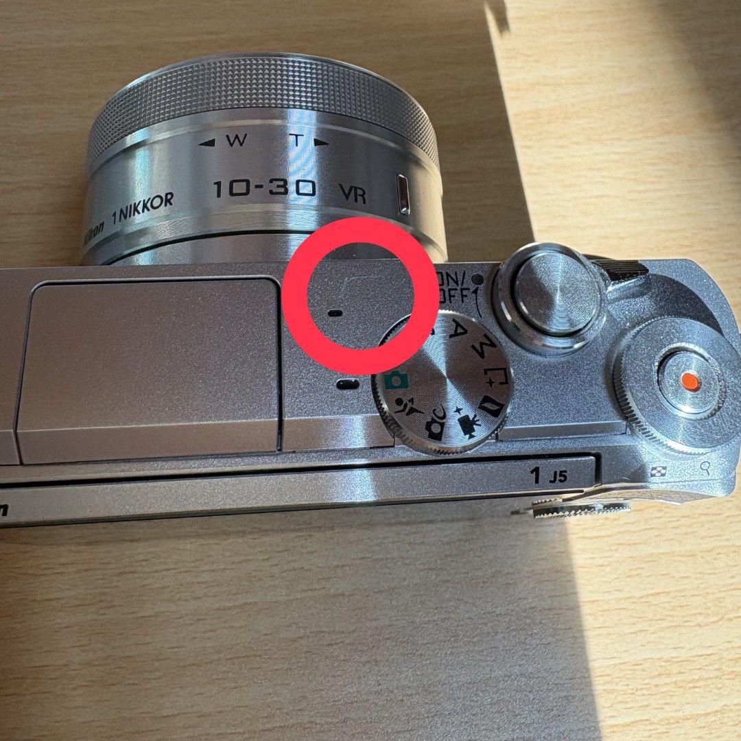 【ラッキーサニー】Nikon 1 J5 ダブルズームレンズキット