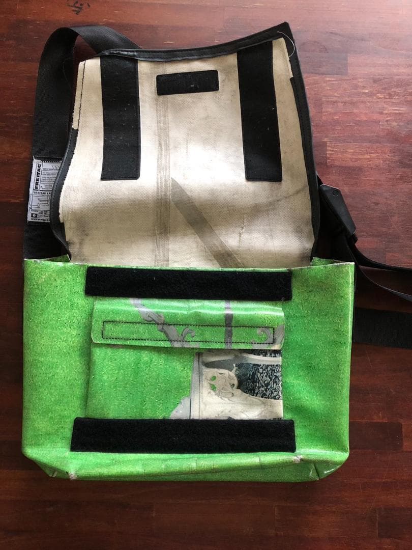 FREITAG　フライターグ　メッセンジャーバッグ