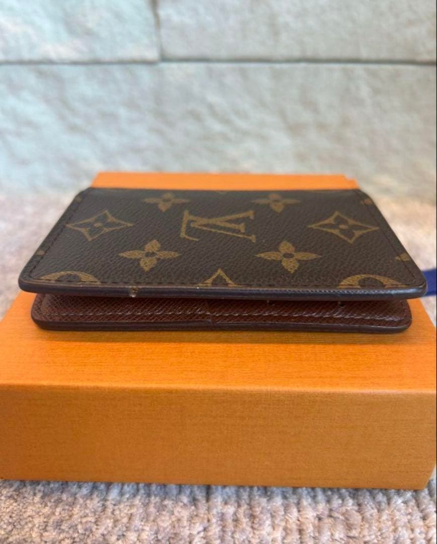 LOUIS VUITTON モノグラム 名刺入れ