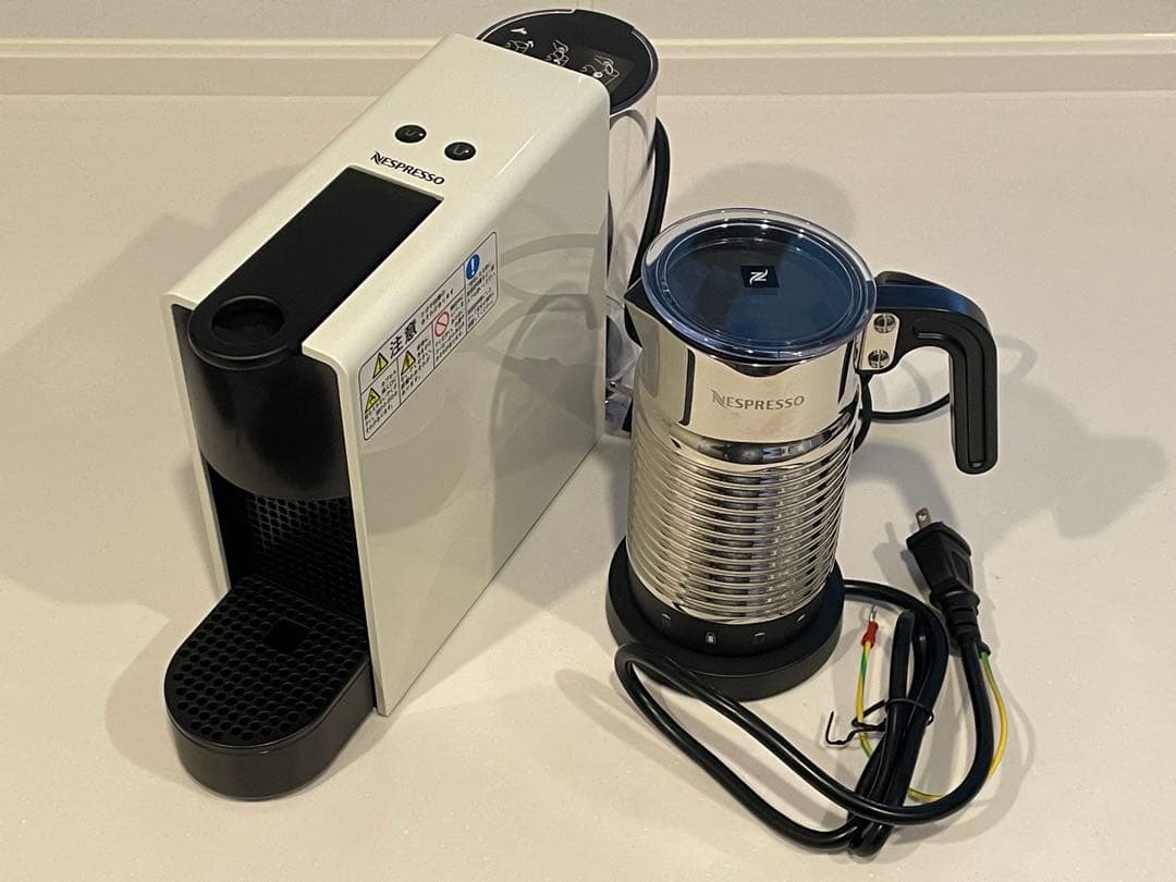 ネスプレッソ エッセンサミニ&エアロチーノ4