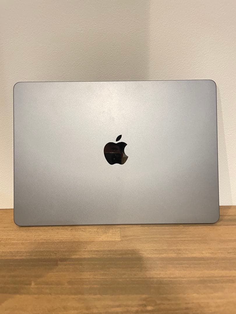 本日限り 極美品Macbook Air M2