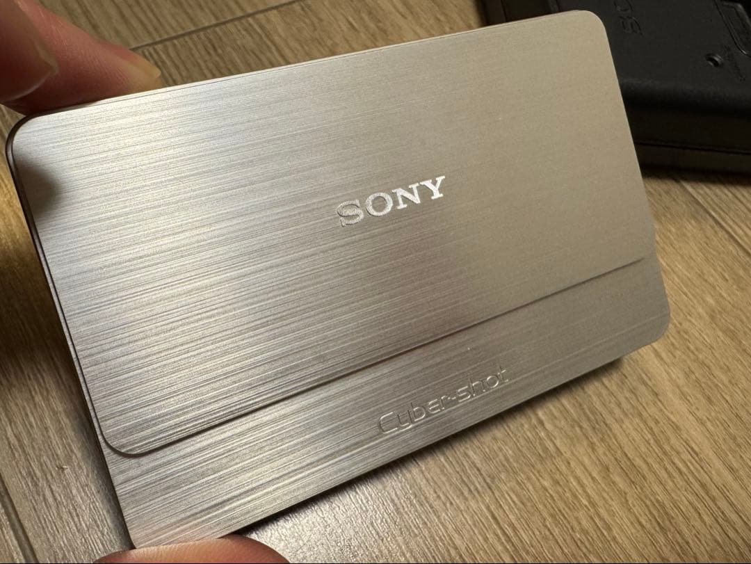 デジタルカメラ Cyber-shot DSC-T700