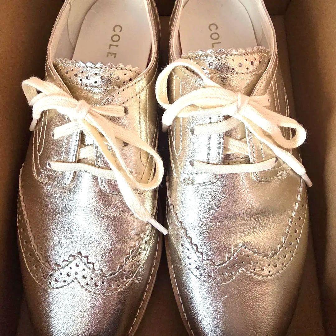 定価41580円　美品☆　コールハーン　メタリックシルバー レースアップシューズ