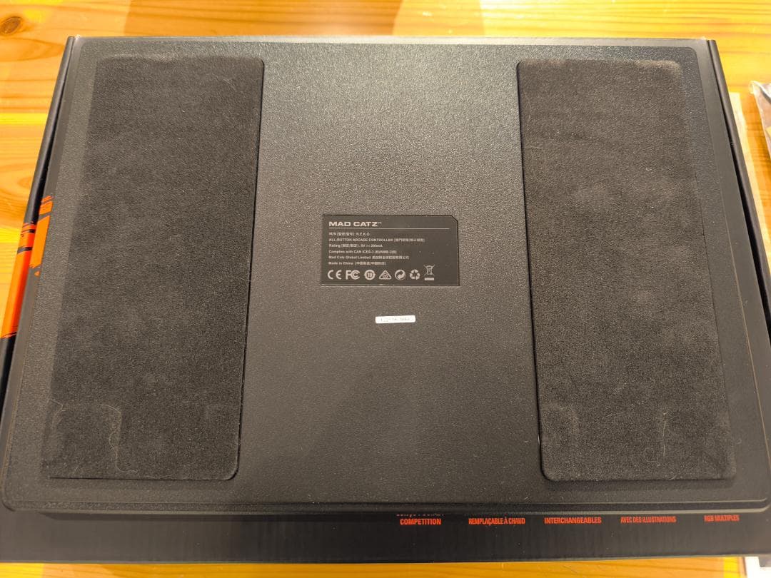 MAD CATZ N.E.K.O. レバーレスコントローラー