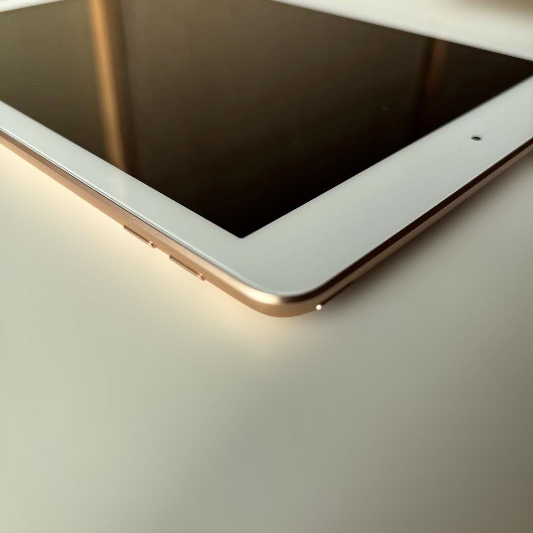 hi-toiPad 9.7ゴールド A-1893 32G 第6世代WiFi