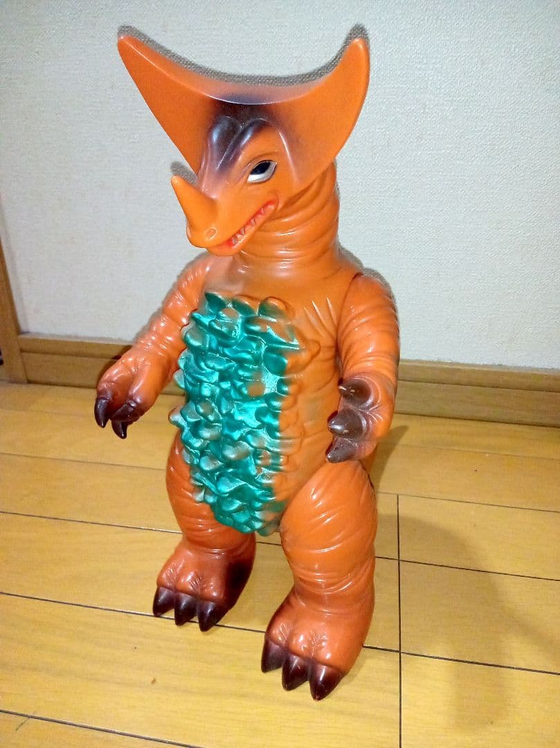 ジャイアントレッドキング、ゴモラ　セット　ブルマァク　再販　ソフビ