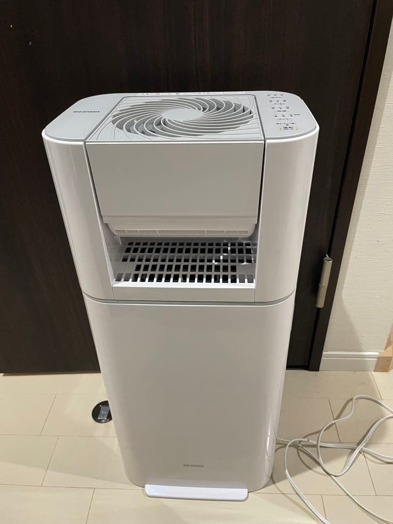 アイリスオーヤマ 2023年製　サーキュレーター除湿機　衣類乾燥除湿機
