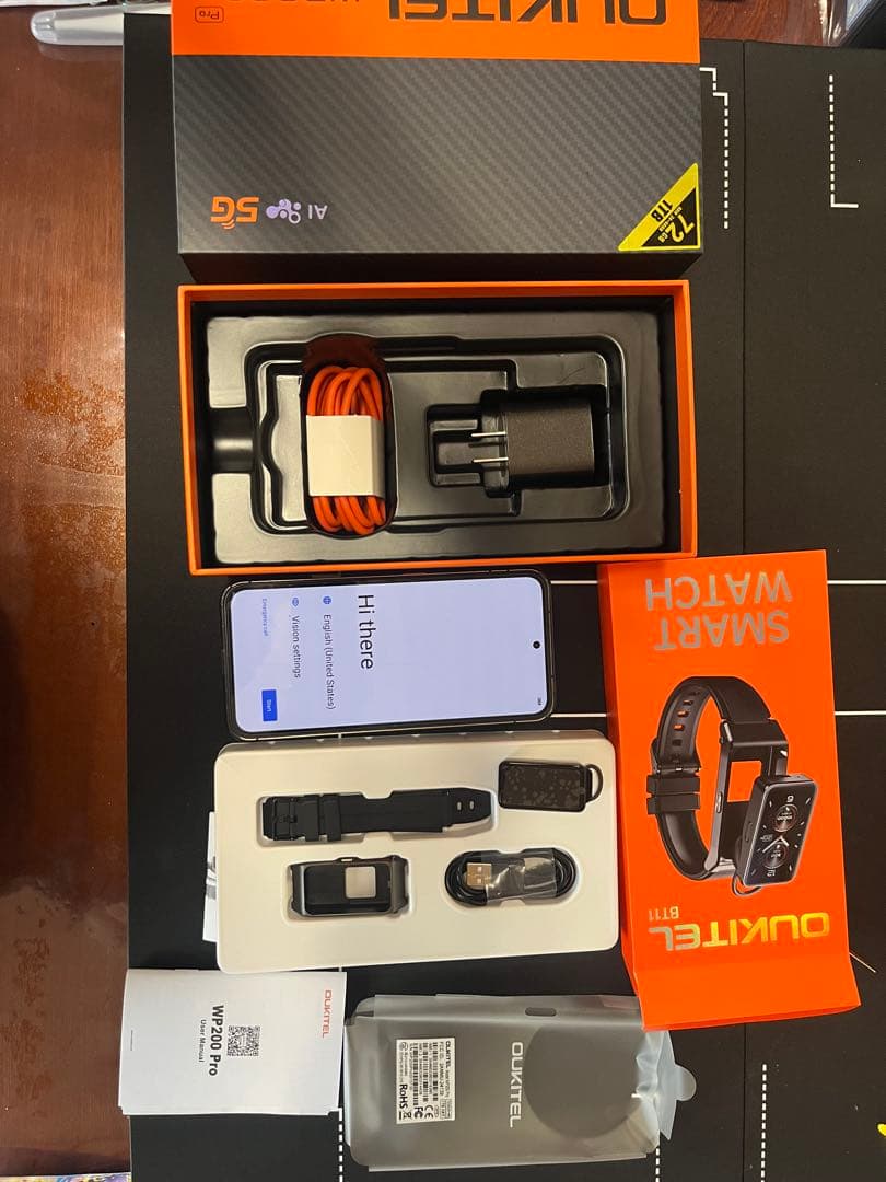 OUKITEL WP200 PROスマートフォン 本体 緑　スマートバンド搭載