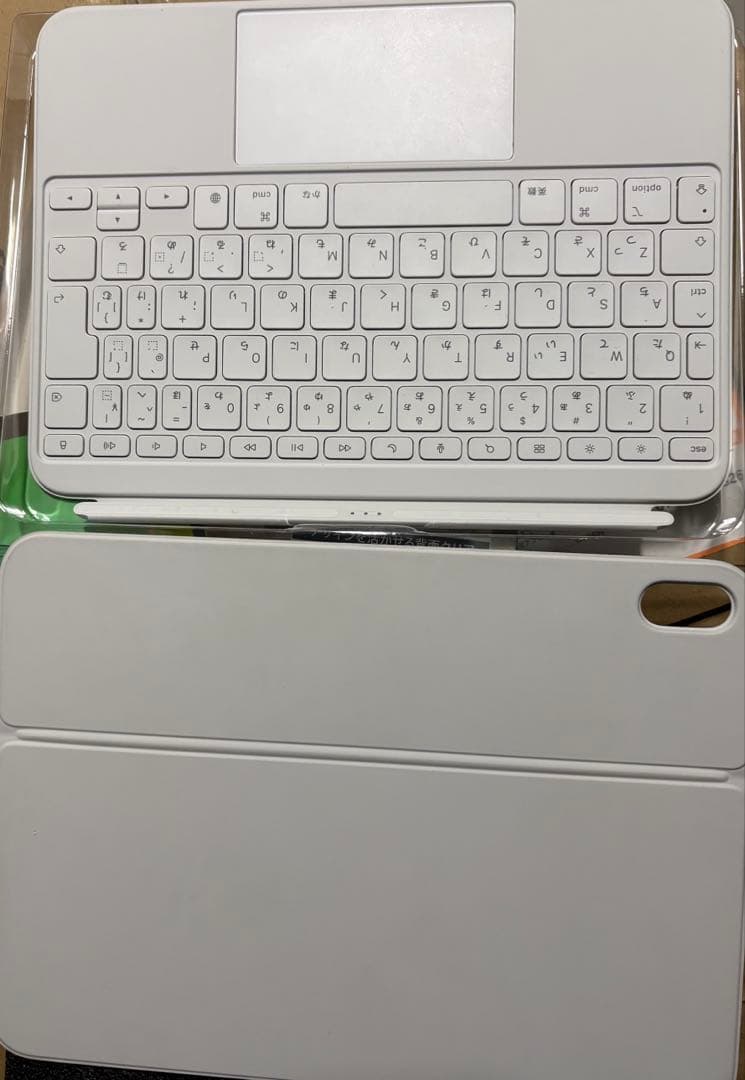 【美品】Magic Keyboard MQDP3J/A iPad 10世代