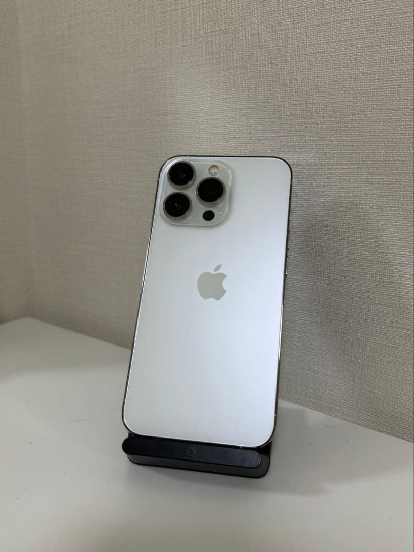 Apple iPhone 13 Pro シルバー 本体256GB 美品