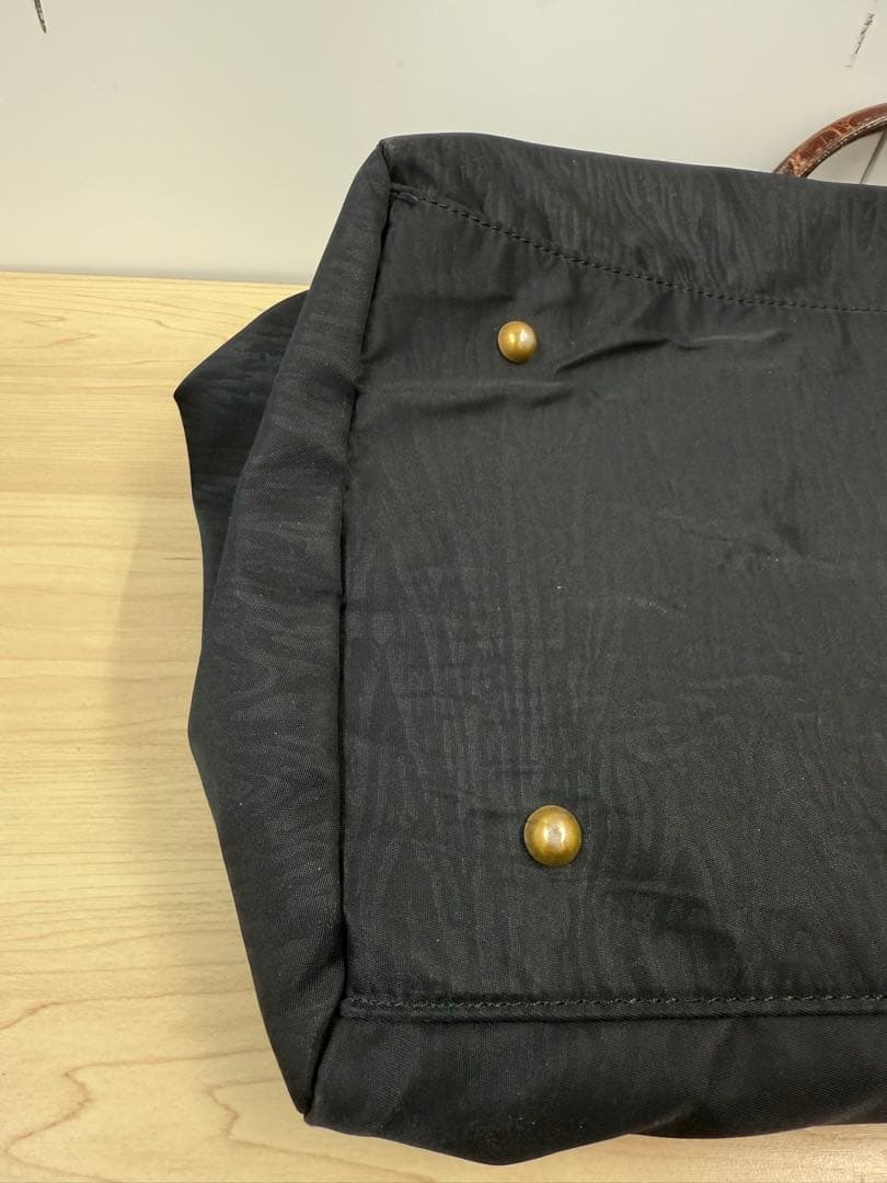 BALENCIAGAボストンバック